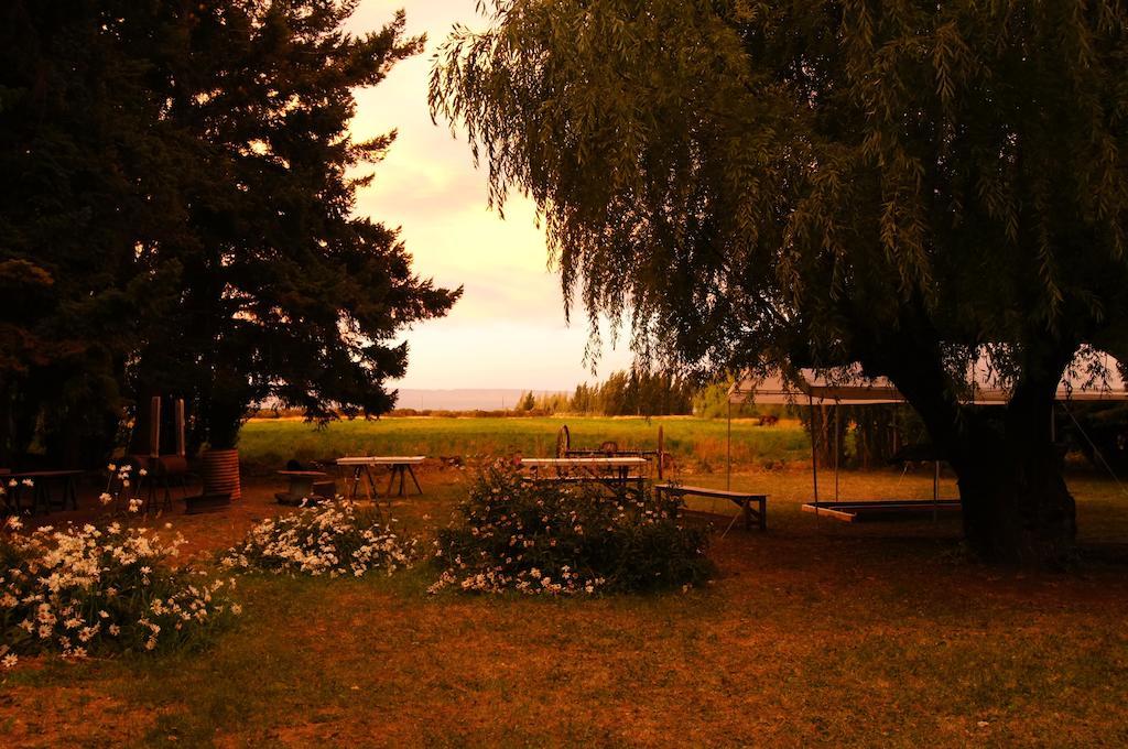Hosteria De La Patagonia Chile Chico Exterior photo