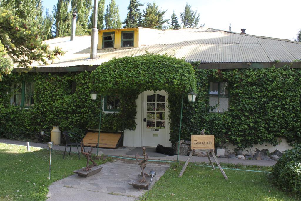 Hosteria De La Patagonia Chile Chico Exterior photo